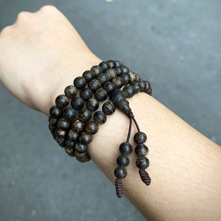 Vòng Trầm Hương 108 Hạt Chìm Nước CH19